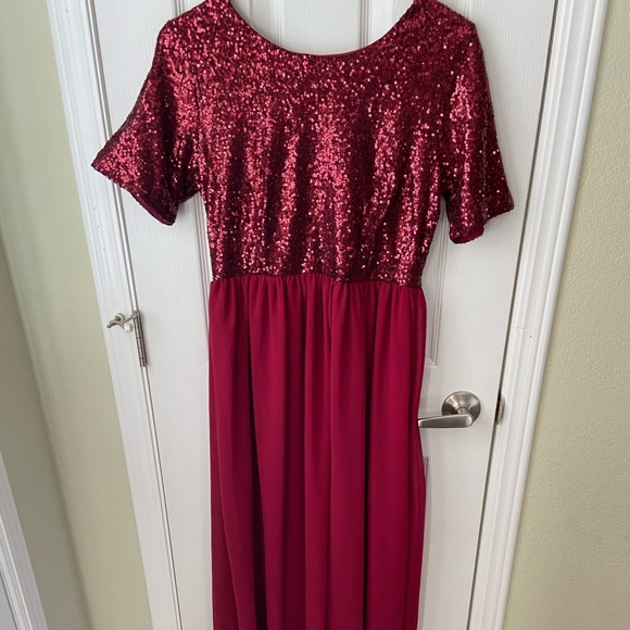 Formal Gown - Picture 1 of 9
